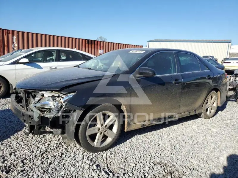 2014 Toyota CAMRY фото