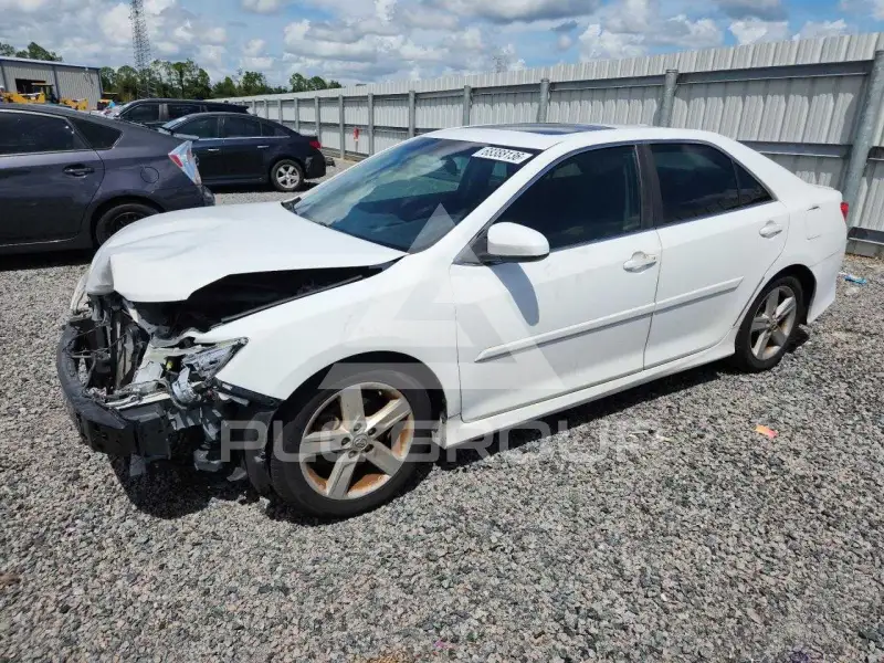 2014 Toyota CAMRY фото