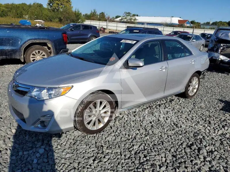2014 Toyota CAMRY photo