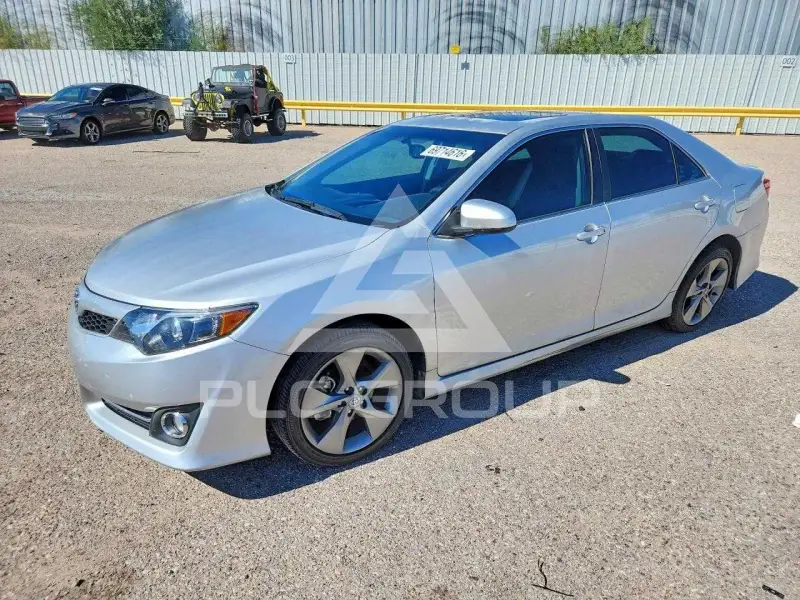 2014 Toyota CAMRY photo