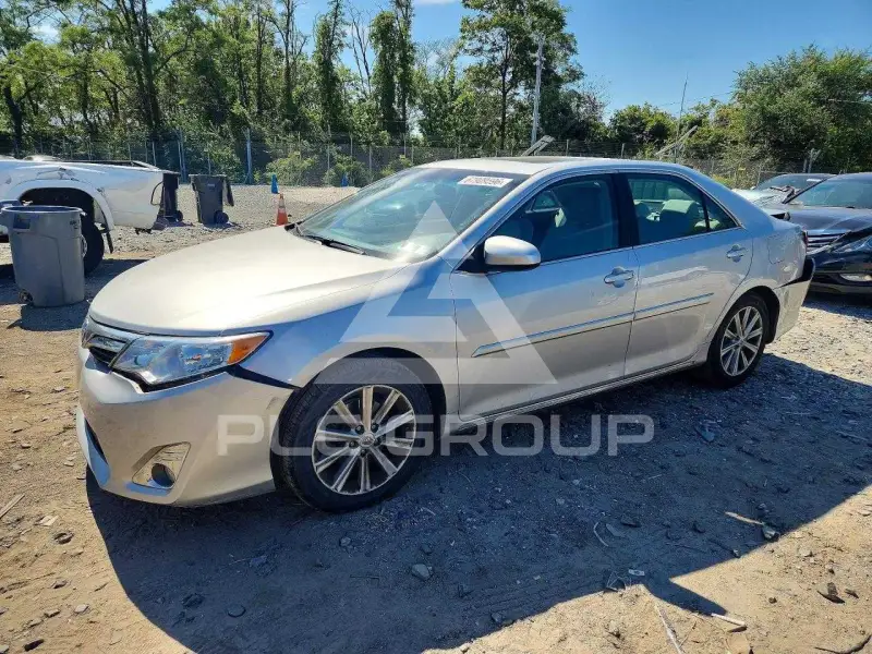 2014 Toyota CAMRY photo