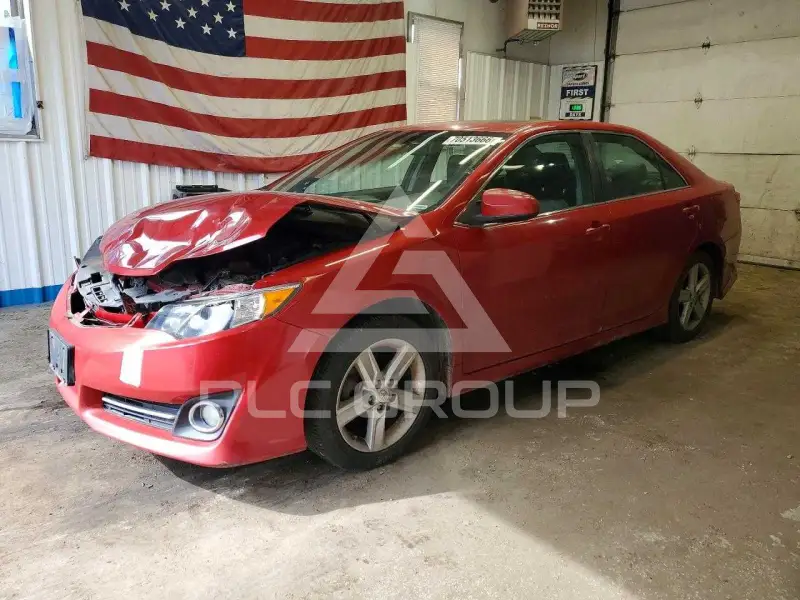 2014 Toyota CAMRY photo