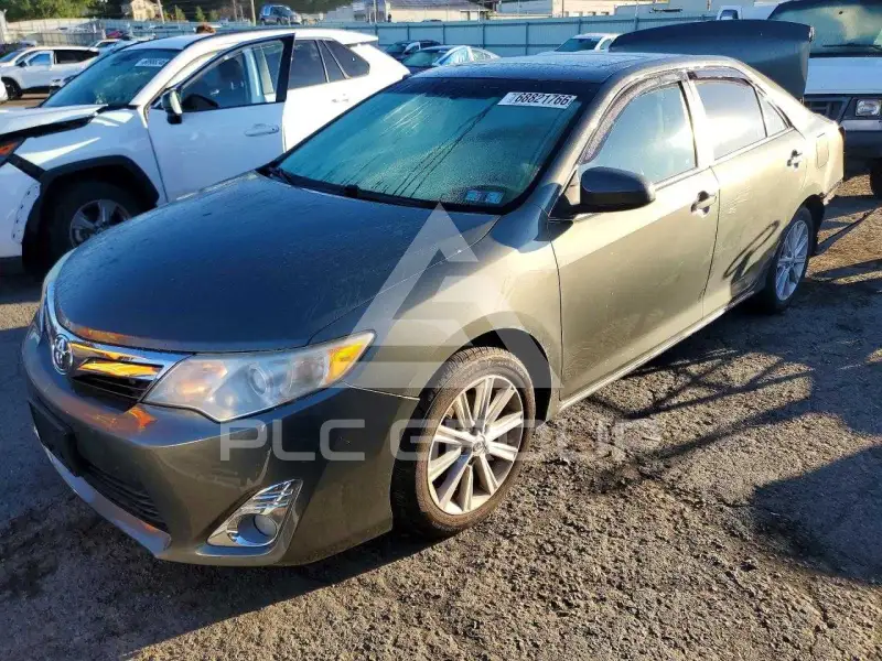 2014 Toyota CAMRY фото