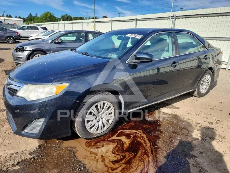 2014 Toyota CAMRY photo