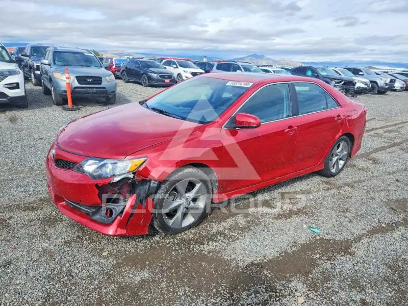 2014 Toyota CAMRY photo