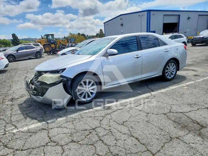 2014 Toyota CAMRY фото