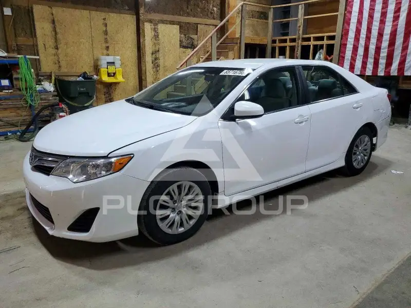 2014 Toyota CAMRY фото