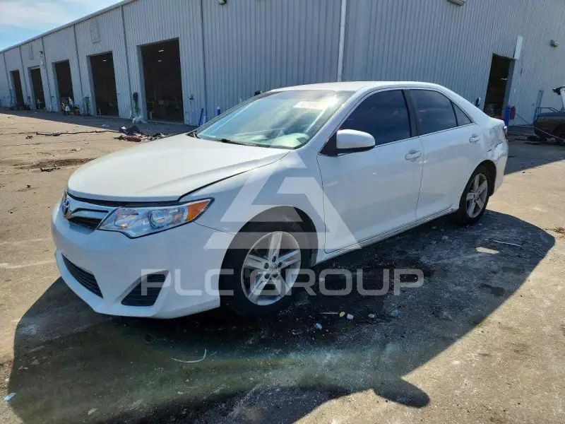 2014 Toyota CAMRY photo