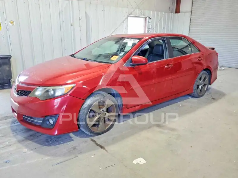 2014 Toyota CAMRY фото