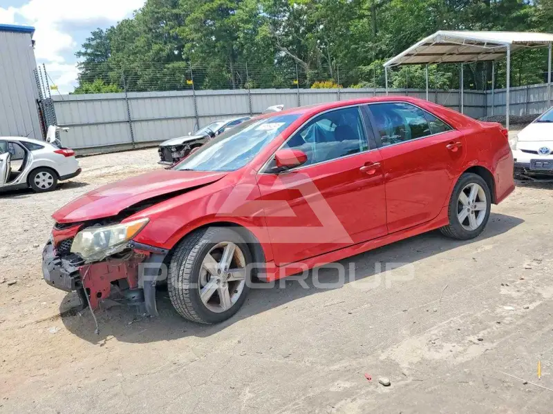 2014 Toyota CAMRY photo
