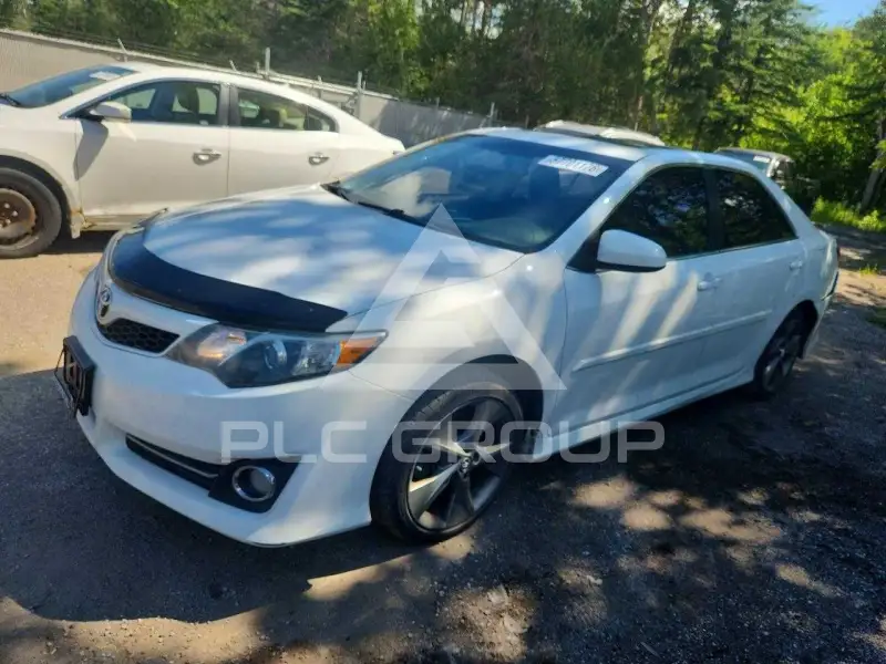 2014 Toyota CAMRY photo