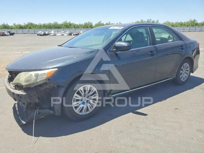 2014 Toyota CAMRY photo