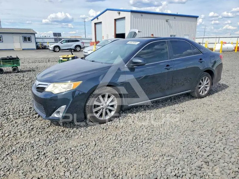 2014 Toyota CAMRY фото