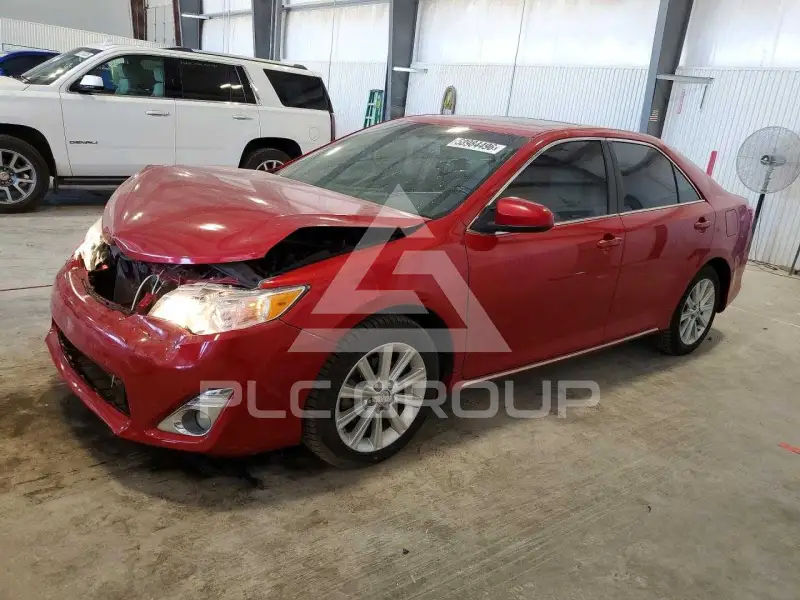 2014 Toyota CAMRY фото