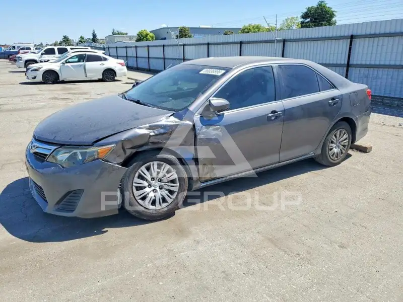 2014 Toyota CAMRY photo