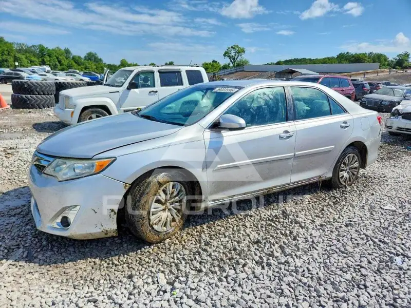 2014 Toyota CAMRY фото
