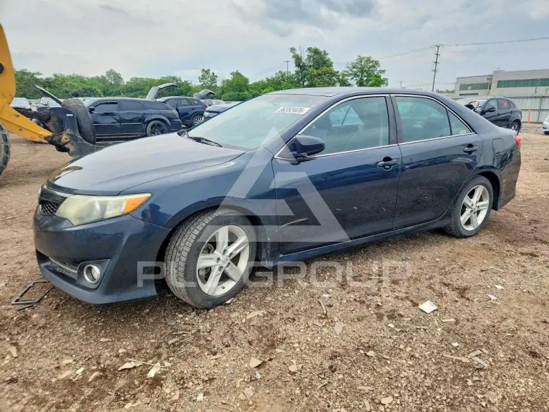 2014 Toyota CAMRY фото