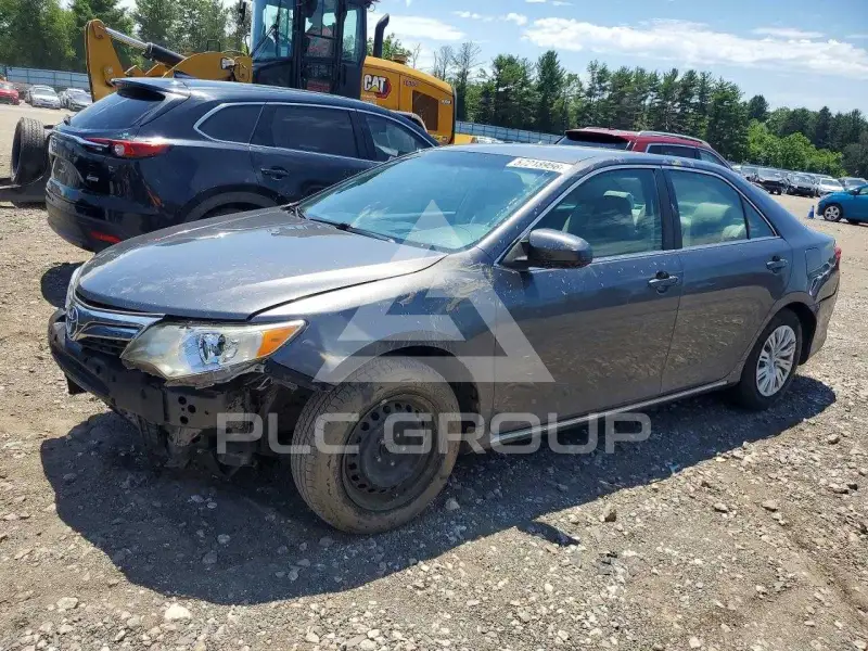 2014 Toyota CAMRY фото