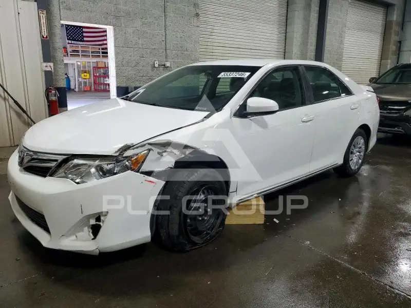 2014 Toyota CAMRY фото