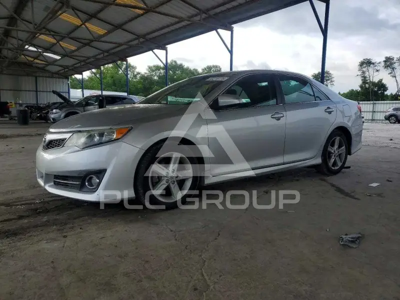 2014 Toyota CAMRY фото