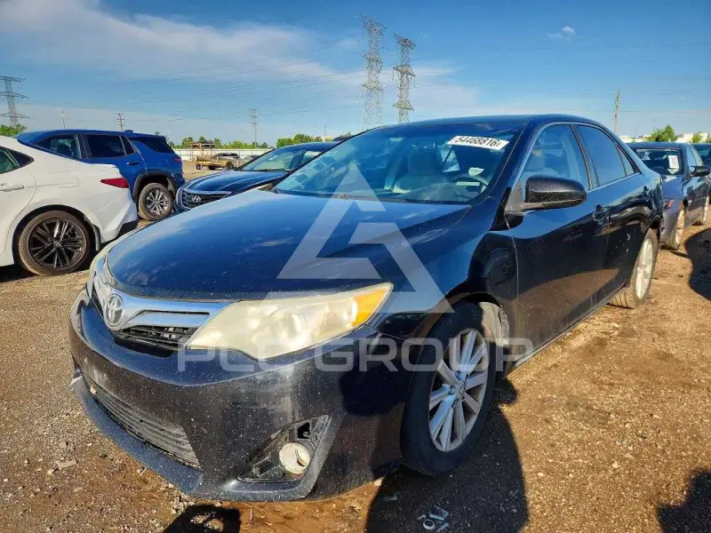 2014 Toyota CAMRY фото