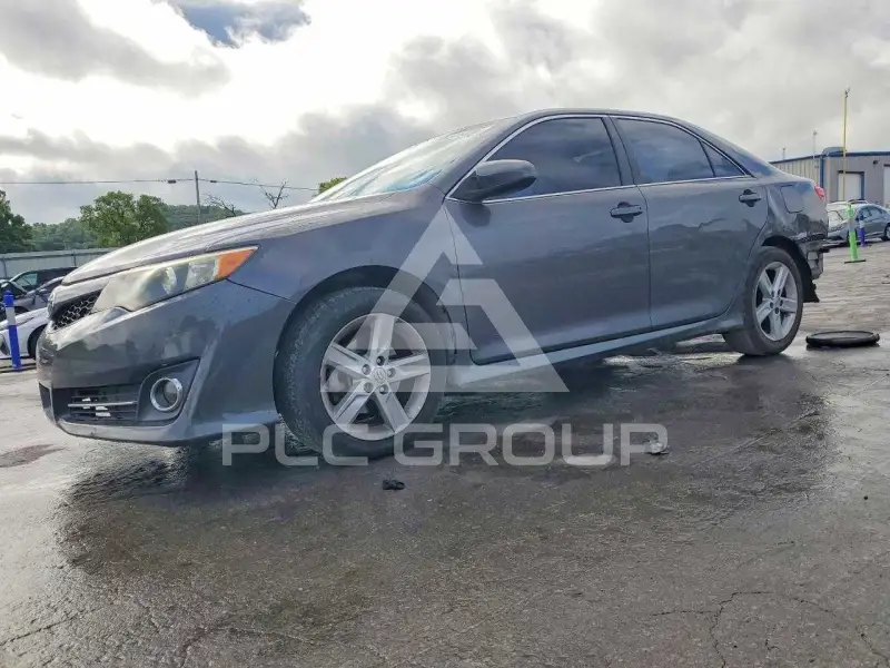 2014 Toyota CAMRY фото