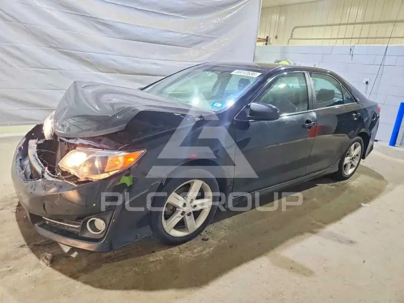 2014 Toyota CAMRY фото