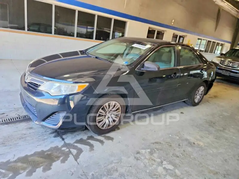 2014 Toyota CAMRY фото
