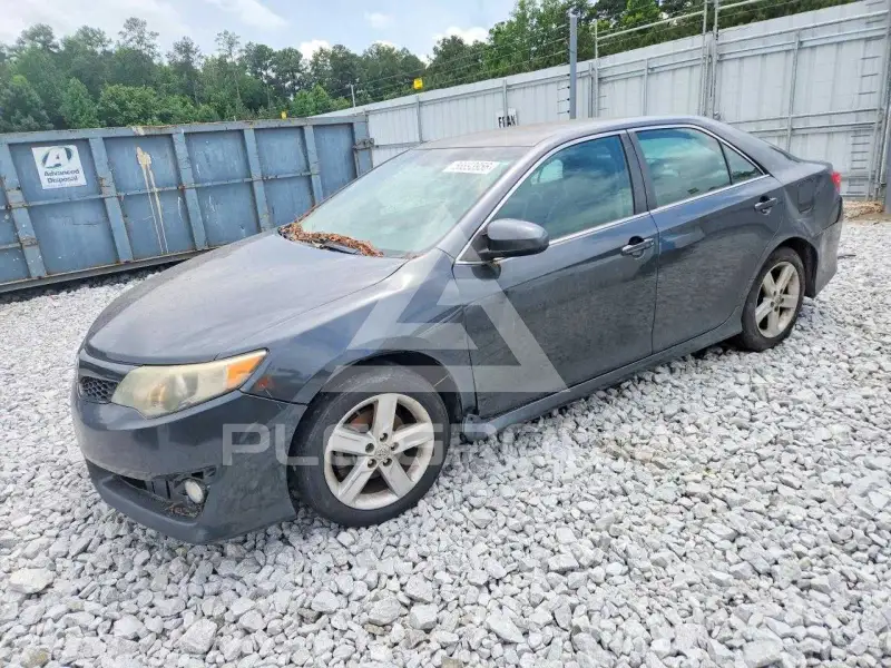 2014 Toyota CAMRY фото