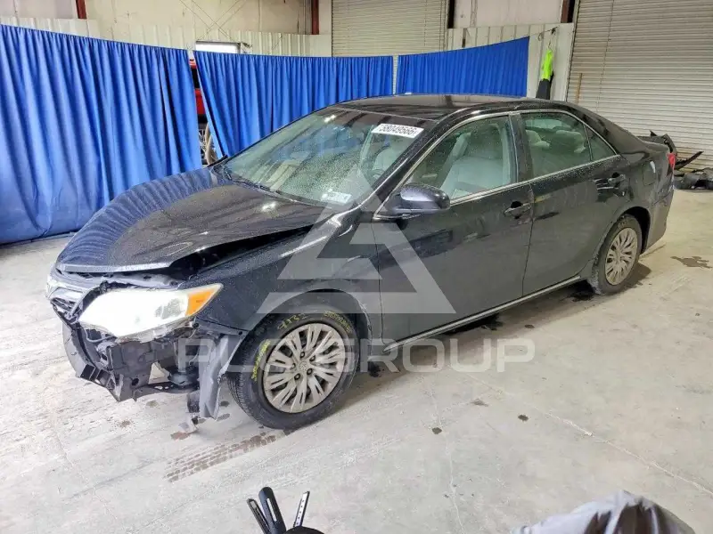2014 Toyota CAMRY фото