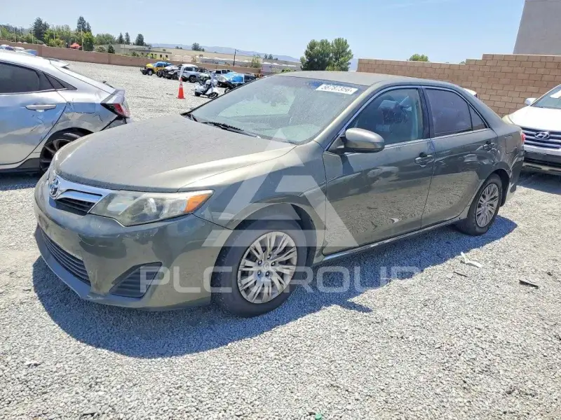 2014 Toyota CAMRY photo