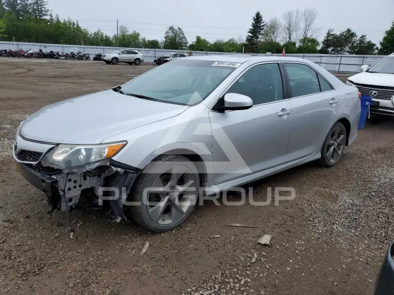 2014 Toyota CAMRY photo