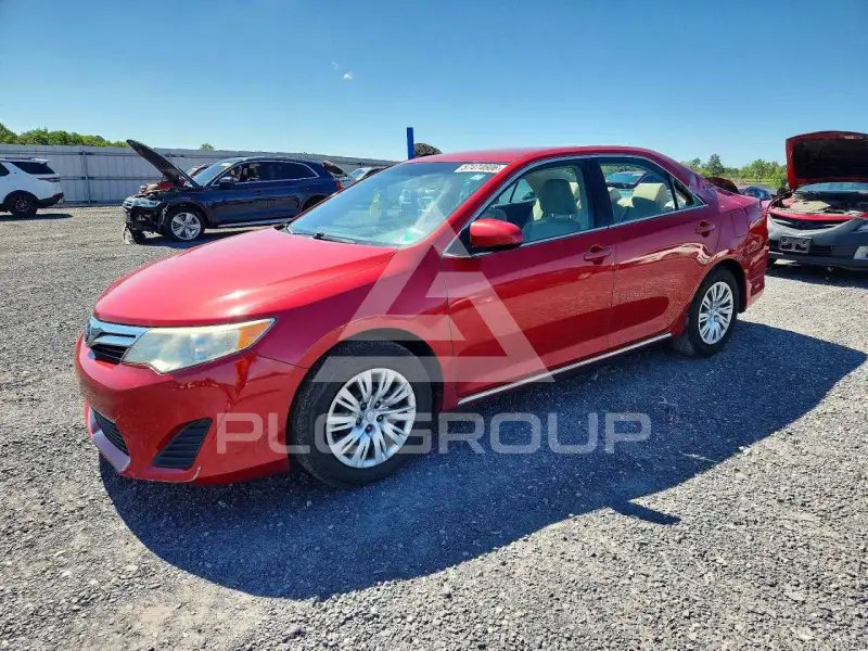 2014 Toyota CAMRY photo