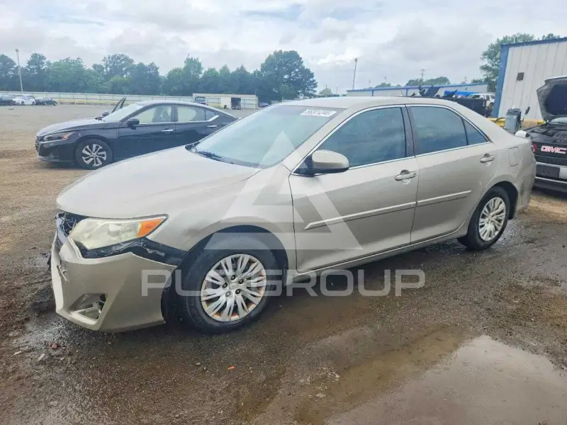 2014 Toyota CAMRY photo