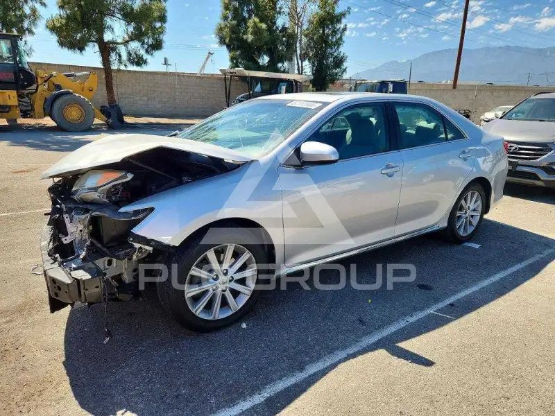 2014 Toyota CAMRY фото