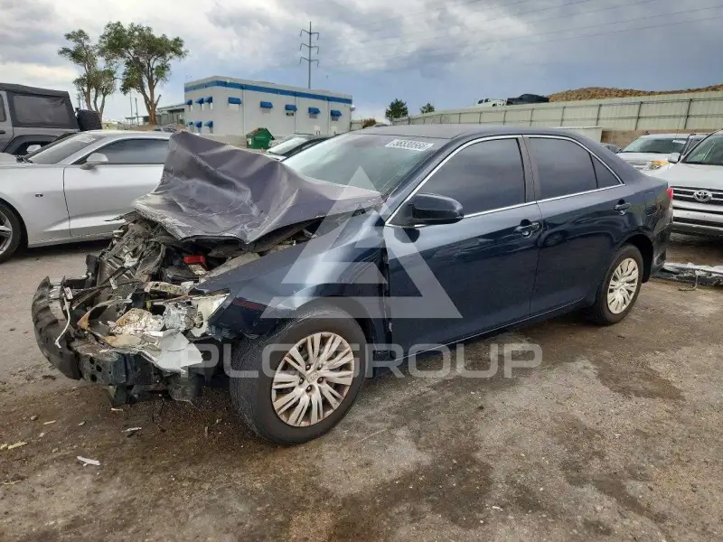 2014 Toyota CAMRY photo