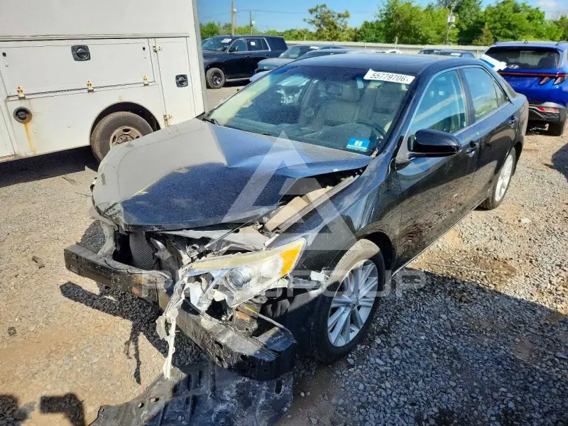 2014 Toyota CAMRY photo