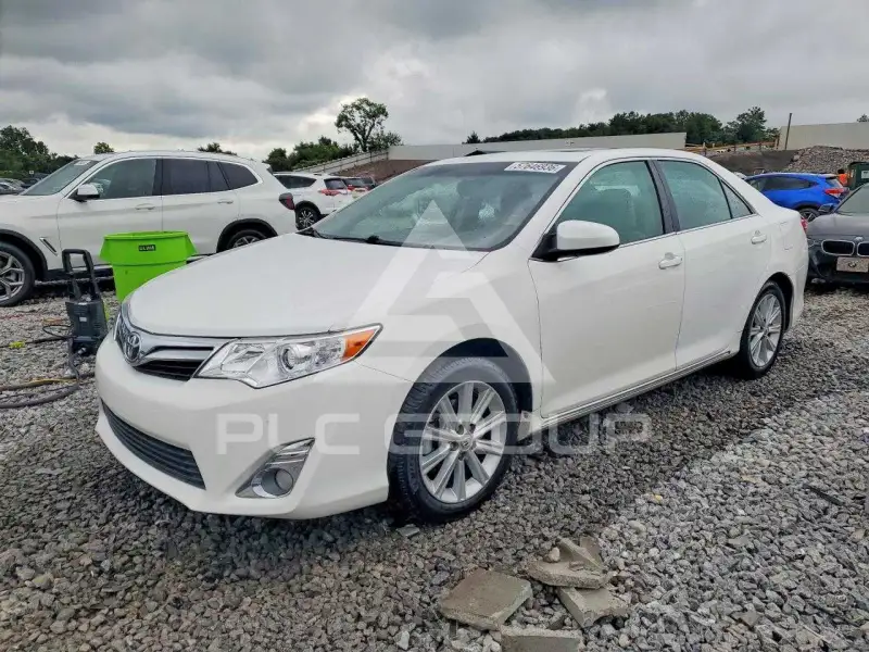 2014 Toyota CAMRY фото