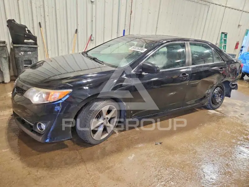 2014 Toyota CAMRY photo