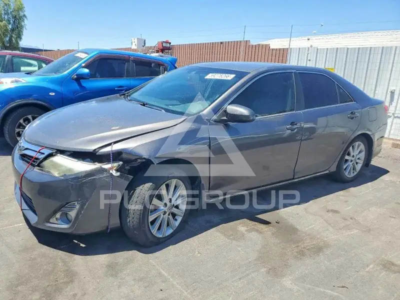 2014 Toyota CAMRY фото