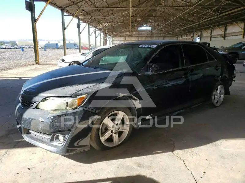 2014 Toyota CAMRY фото