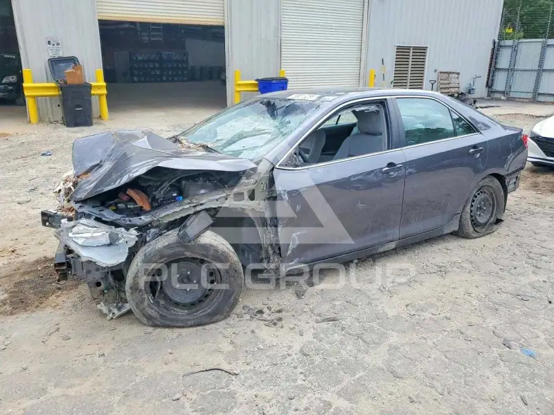 2014 Toyota CAMRY фото
