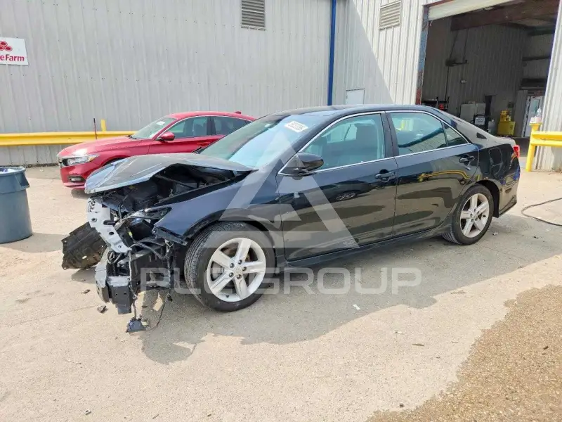 2014 Toyota CAMRY фото