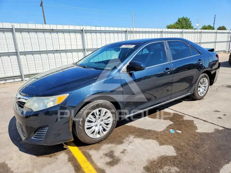 2014 Toyota CAMRY фото
