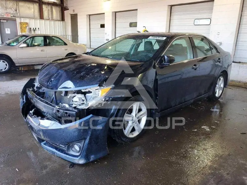 2014 Toyota CAMRY photo