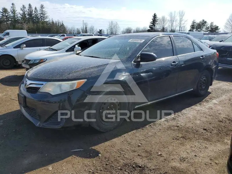 2014 Toyota CAMRY фото