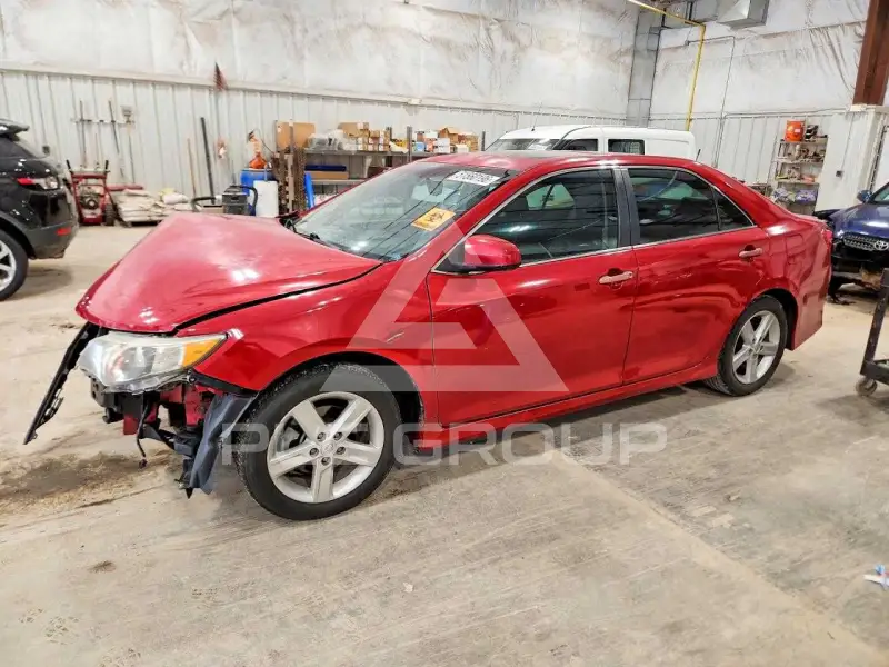 2014 Toyota CAMRY photo