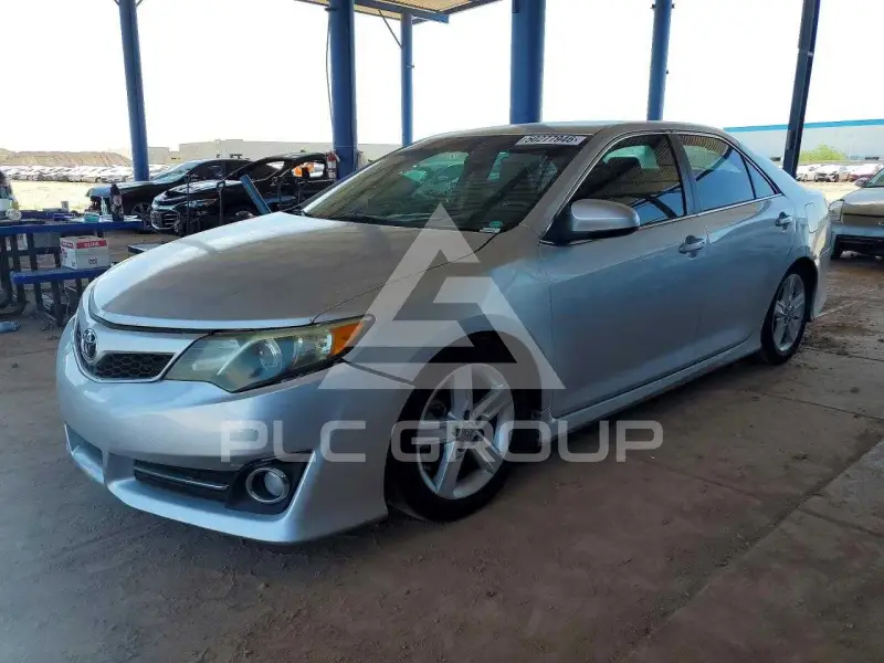 2014 Toyota CAMRY фото