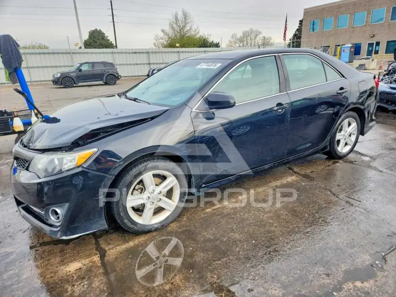 2014 Toyota CAMRY фото