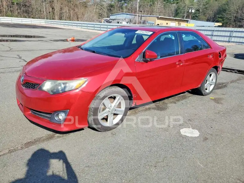 2014 Toyota CAMRY фото